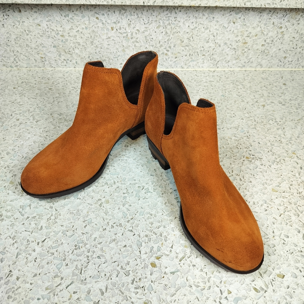 Sorel Iced Tea Rust Camel Lolla II Suede Cut Out Womens Ankle Booties Size 7.5‎